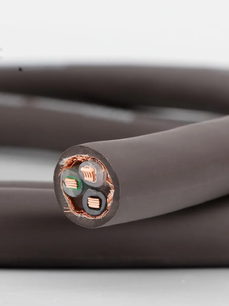 Рисунок 6 - Высококачественный Yarbo SP-8000PW