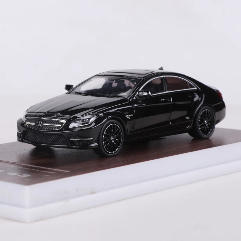 MJ 1:64 CLS63 Travel Version And Sedan Version Alloy Model Car