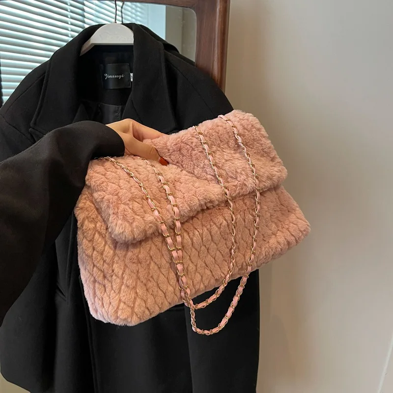 Winter Hand-held Plush Crossbody Bag New Fashion Chain Shoulder Bag Rhombic Embroidery Thread Large Capacity Tote Shoulder Bag
