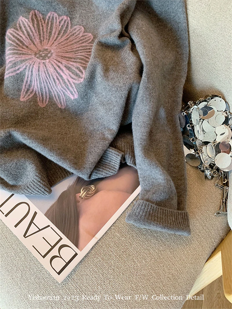 Simple Floral Embroidery Sweater Casual Autumn Winter Grey Pullover O-Neck Knitwear Jumper Retro Thick Warm Basic Oversized Y2K_voghion.com