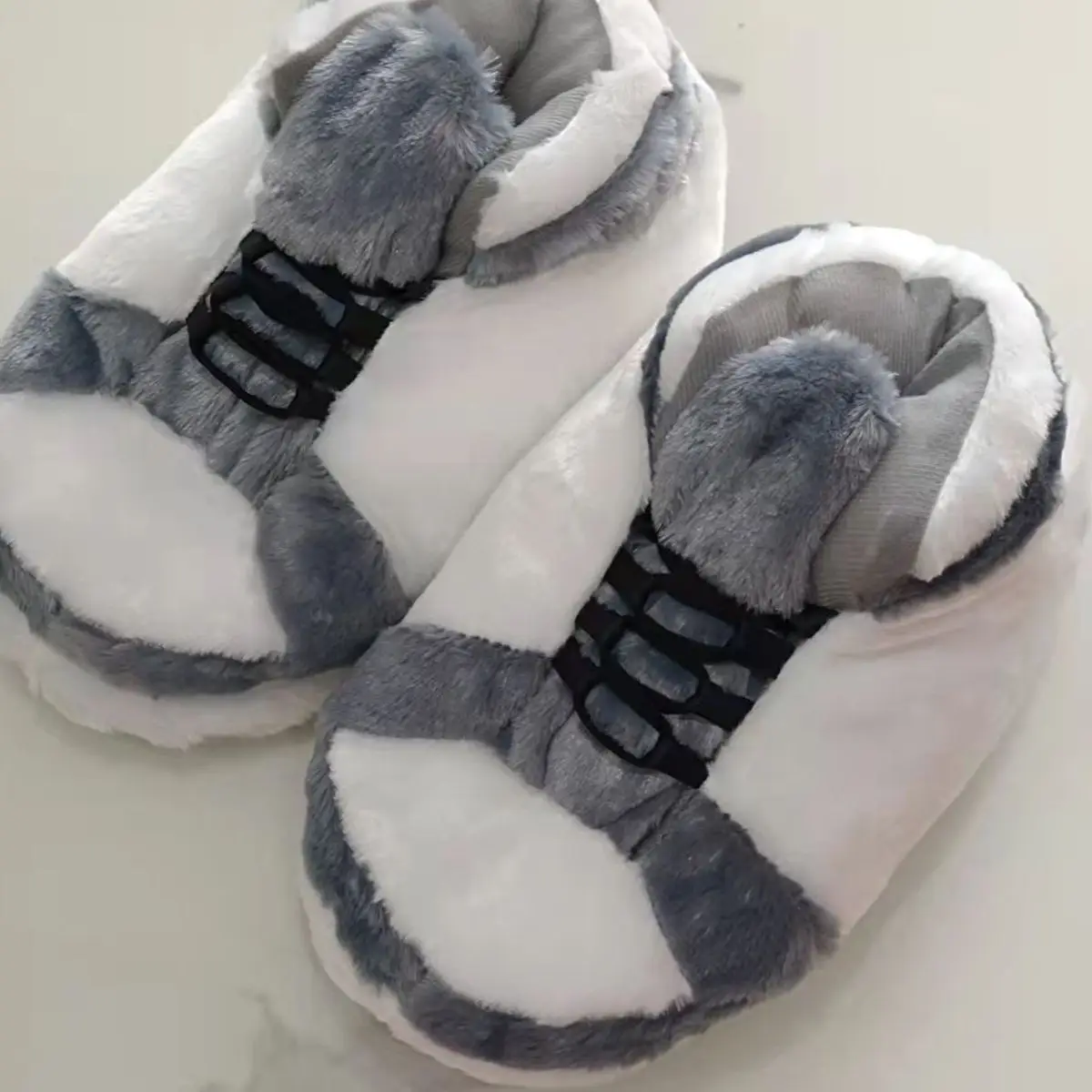 

Winter Warm Slippers Women Cute Home Slippers Unisex One Size Sneakers Men House Floor Cotton Shoes Woman EU 35-44 Plush Sliders