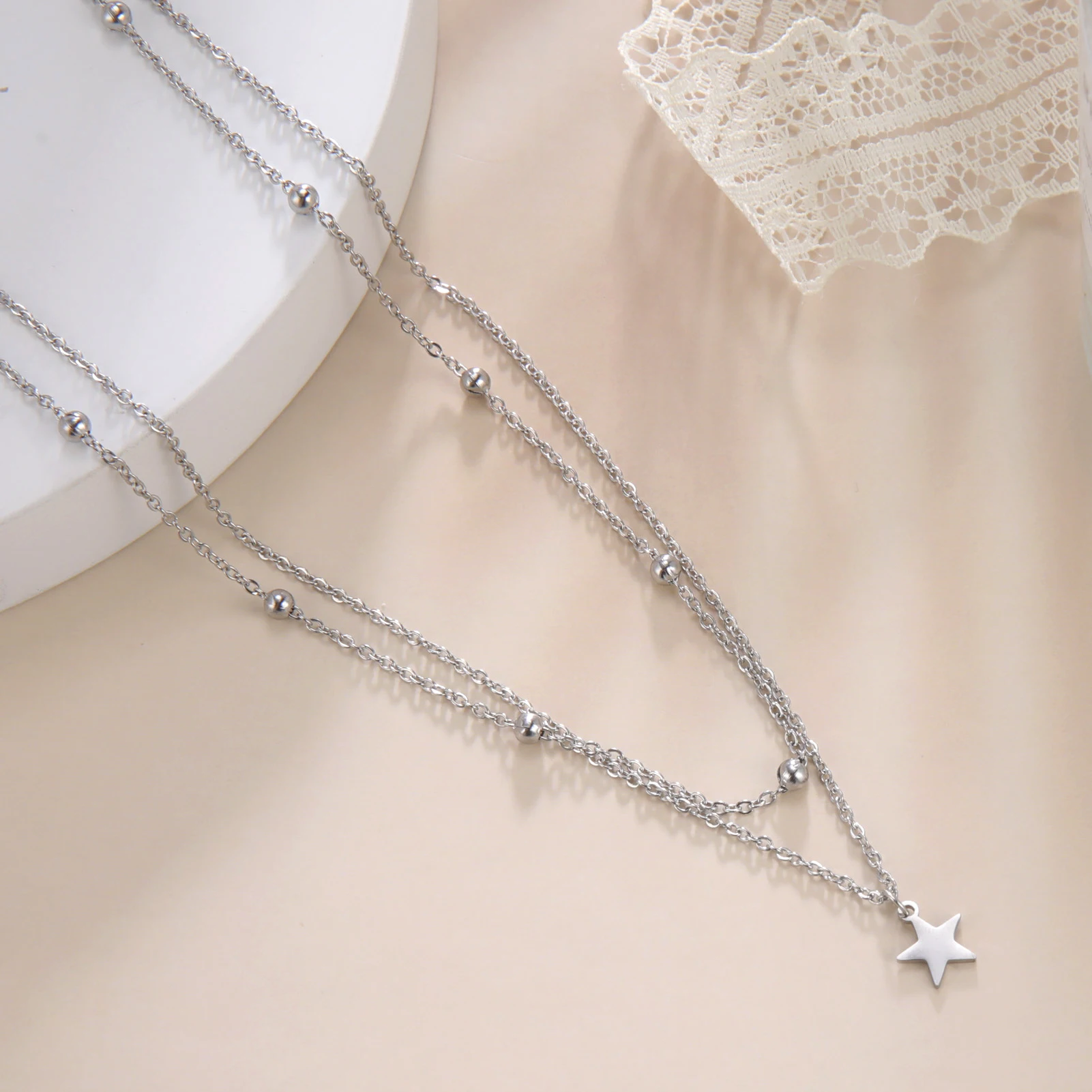 Aihua Collana girocollo a catena con perline di rame semplici per donna Uomo Collana a catena corta con clavicola corta color argento moda Kpop  36