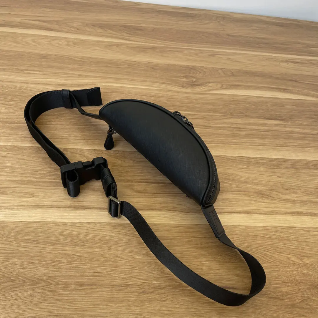 Luxury B Style Bag Men And Women's Trendy Color Contrast Zipper Europe And America Big Casual Color Contrast Phone Shoulder Bag