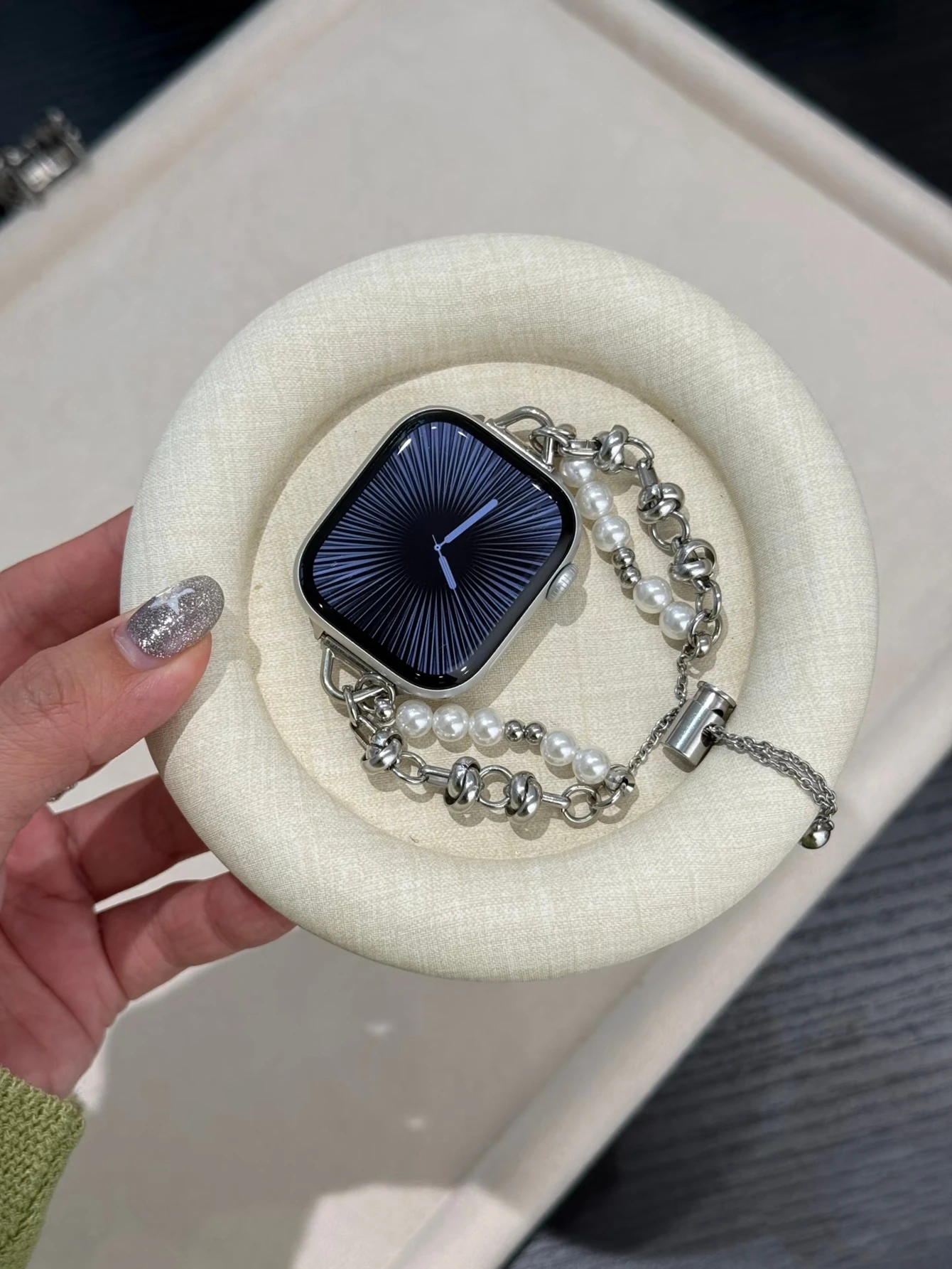 ตัวเลือกสินค้า ลูกปัดโลหะ ดีไซน์สวย สำหรับ Apple Watch Band