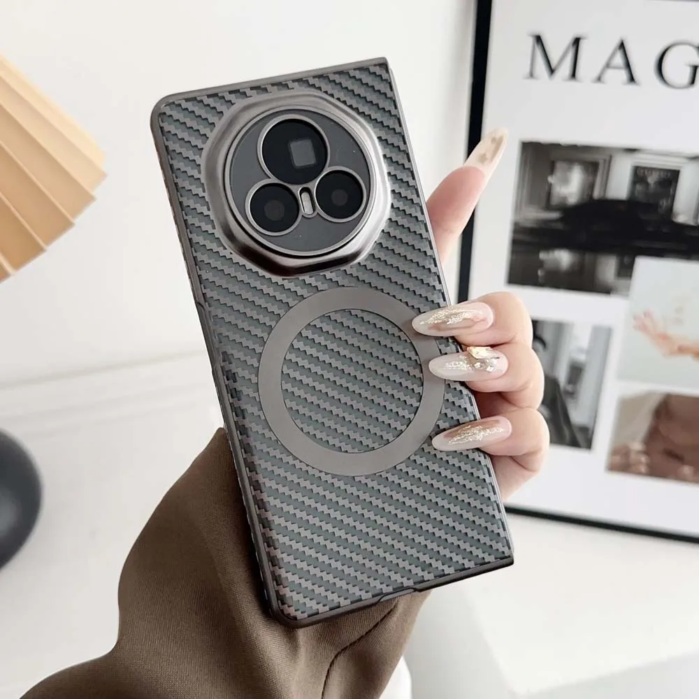 Carbon Fibre Texture Magnetic Clear Case with Magsafe Compatibility