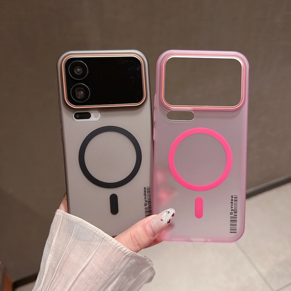 Ultra Thin Transparent Magsafe Phone Case with Smooth Skin Hard PC Magnetic Cover
