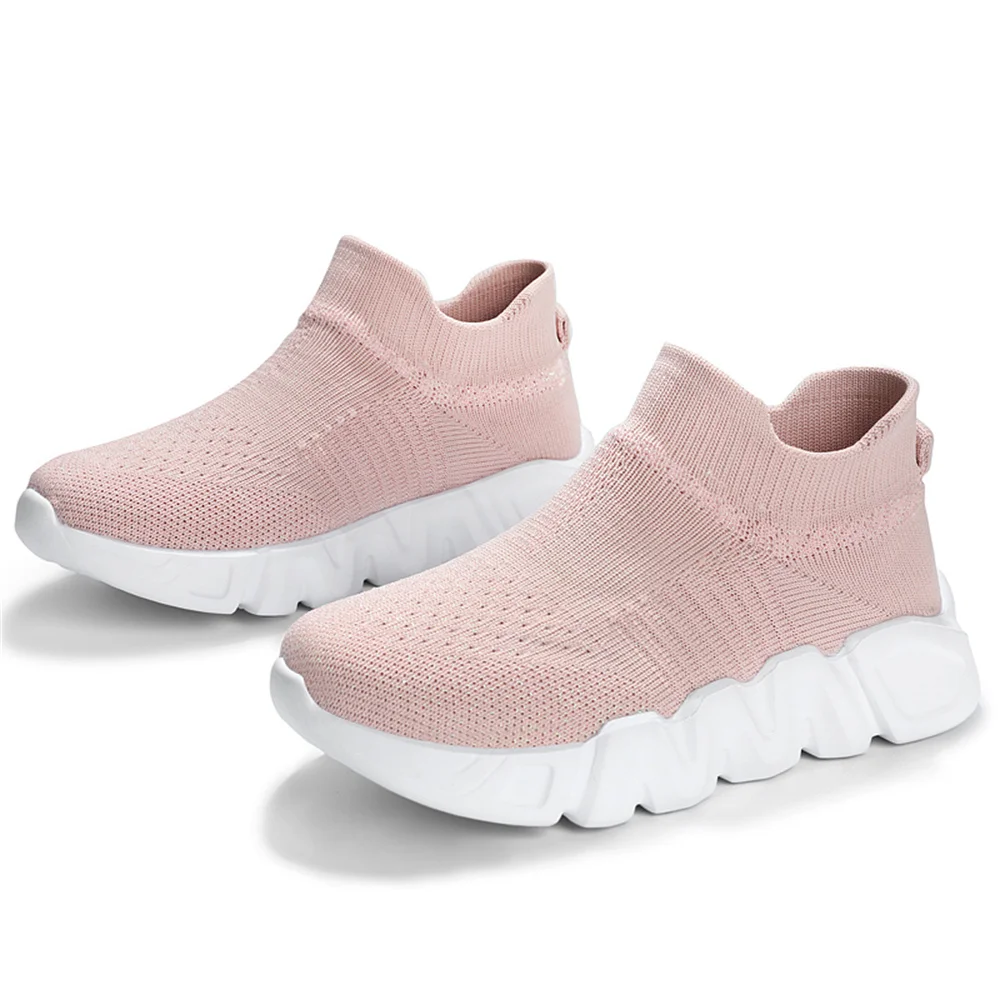 Рисунок 2 - Кроссовки для мальчиков и девочек