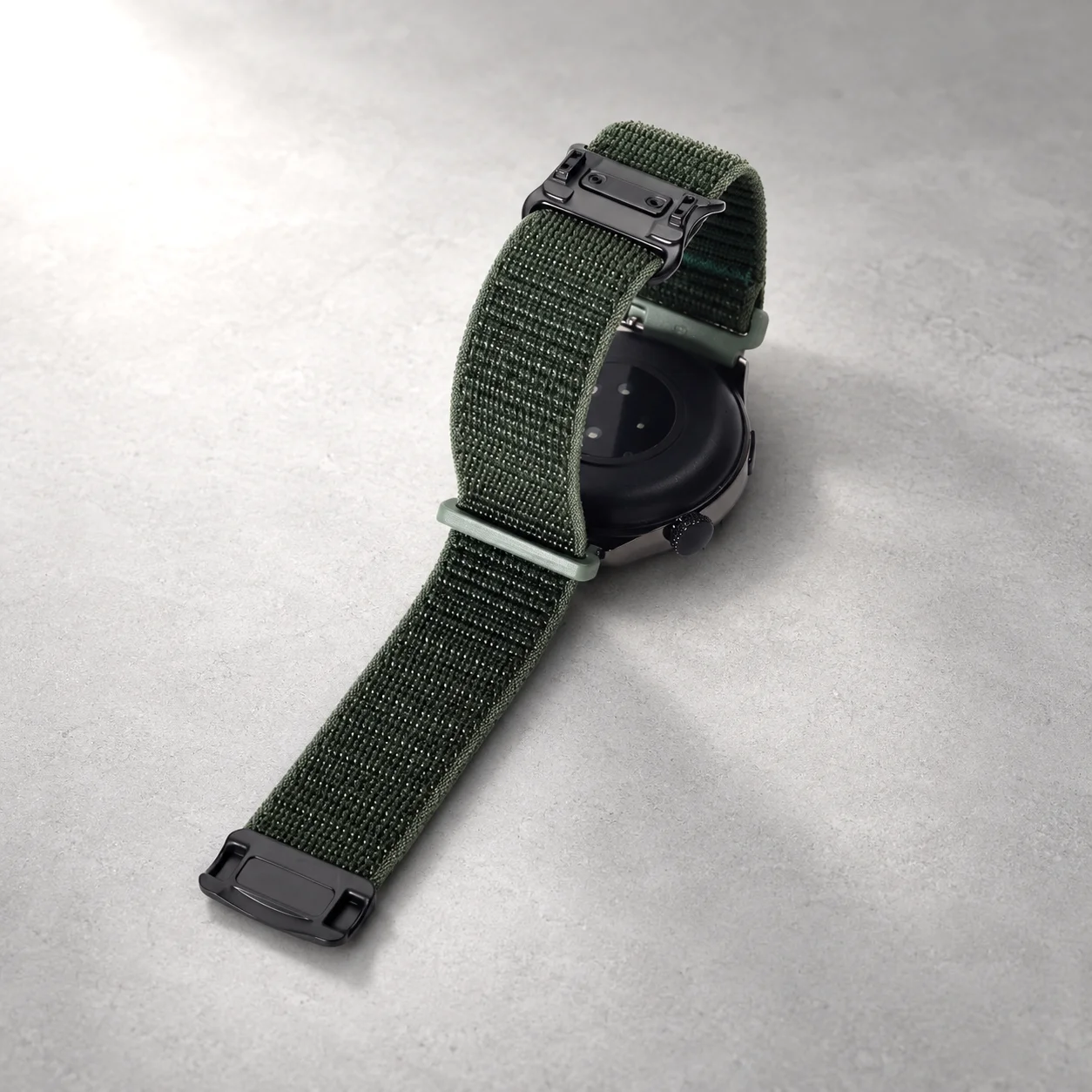 Versatile Nylon Loop Strap for Smart Watches - Replaceable Wristband in Multiple Sizes