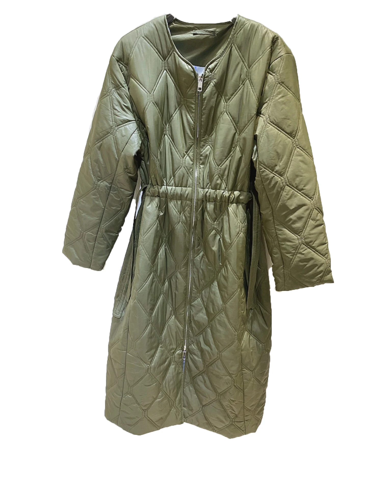 

Down jacket round neck long section diamond plaid waist design warm and cozy 2024 winter new 1013