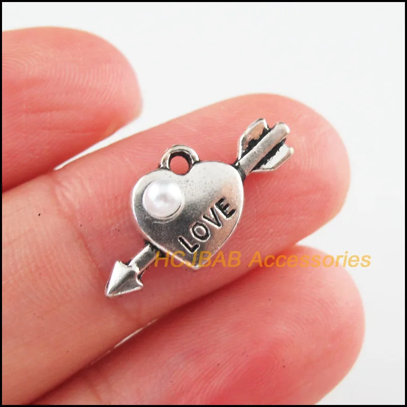 

30Pcs Tibetan Silver Plated Tone Retro Arrow Heart White Bead Charms Pendants 10.5x21mm