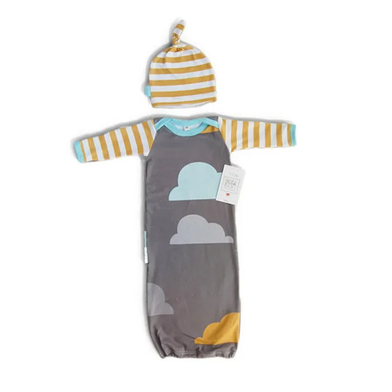 Unisex Children's Cloud Patterned Sleep Bag And Striped Cap Two-Piece Set Air Conditioned Anti-Kick Blanket for Baby Boys And Gi