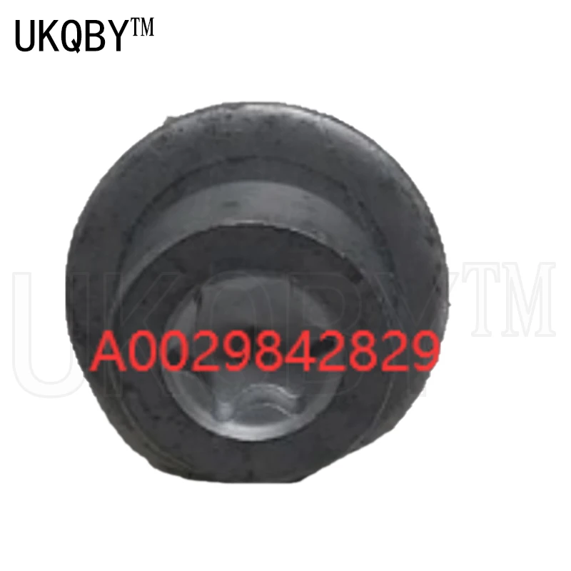 

Крепежные детали переднего конца корпуса болта W164 W177 W203 W209 A0029842829