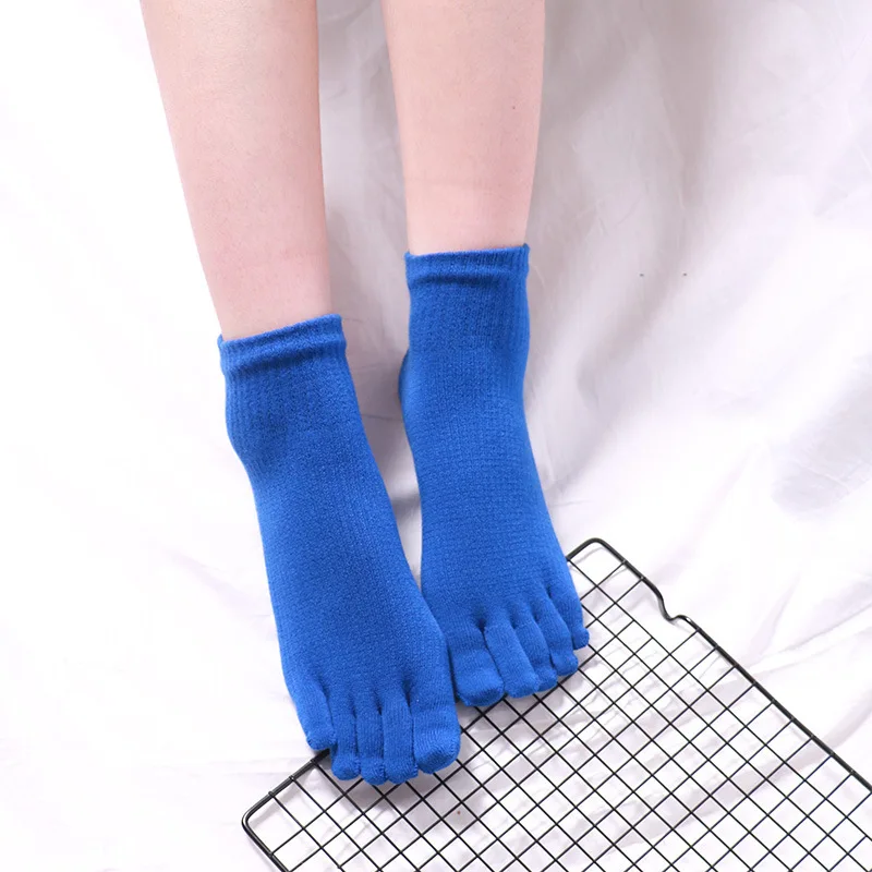 5 Pairs Low Tube Solid Cotton Socks for Men Women 5 Finger Ankle Sock Japanese Style Simple Black White Casual Socks with Toes