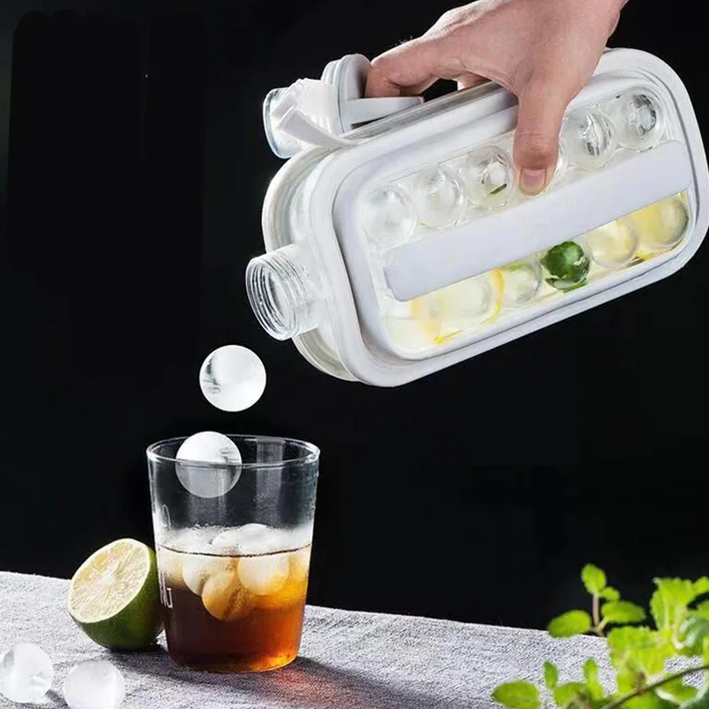 Ice Cube Tray 2-in-1 Portable Puck Making Water Bottle with 17 Grid Flat Lid Cooling Popsicle/Cube Molds