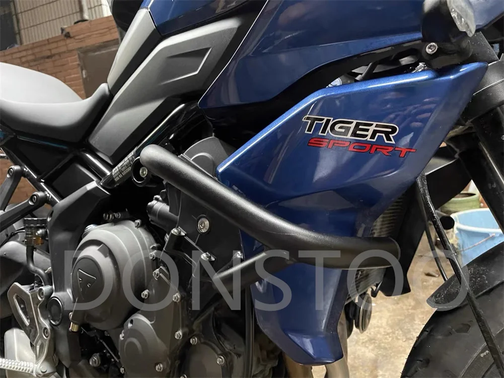 バイク エンジンガードクラッシュバー 効果 トライアンフ ボンネビル T100 T120 スラクストン 1200 R ストリートカップ ツイン 20 車＆バイク オートバイの衝突保護バー オートバイアッパー