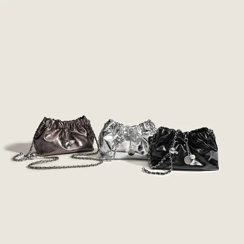 Fashion Women Shoulder bags small chain flap bags for Ladies Handbag Female Clouds messenger Bags phone wallet bolsas silver