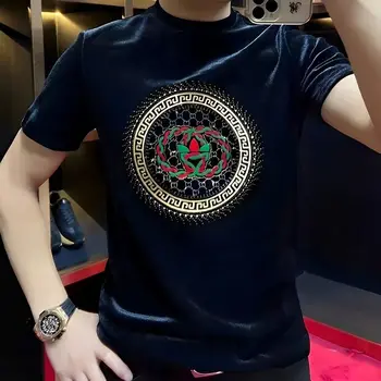 T-shirt da uomo autunno inverno peluche velluto con strass in rilievo girocollo mezza manica alla moda 1