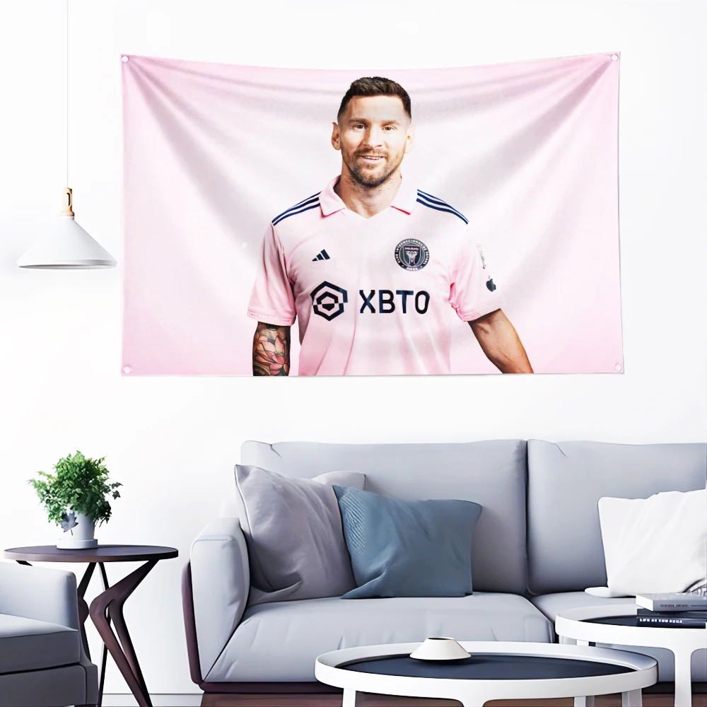 thumbnail image 1 of Bandera del club de fútbol Lionel Messi de 3 x 5 pies con impresión digital de poliéster para decoración de pared de sala de estar y exterior, 1 of 4