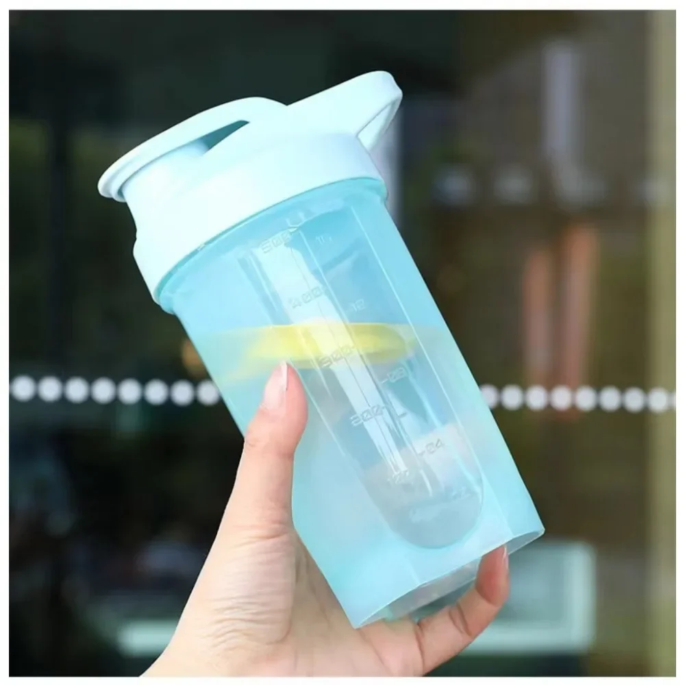 500ml Protein Powder Shaker Bottle Leak Proof Water Bottle for Gym Fitness Training Sport Shaker Mixing Cup with Scale Portable