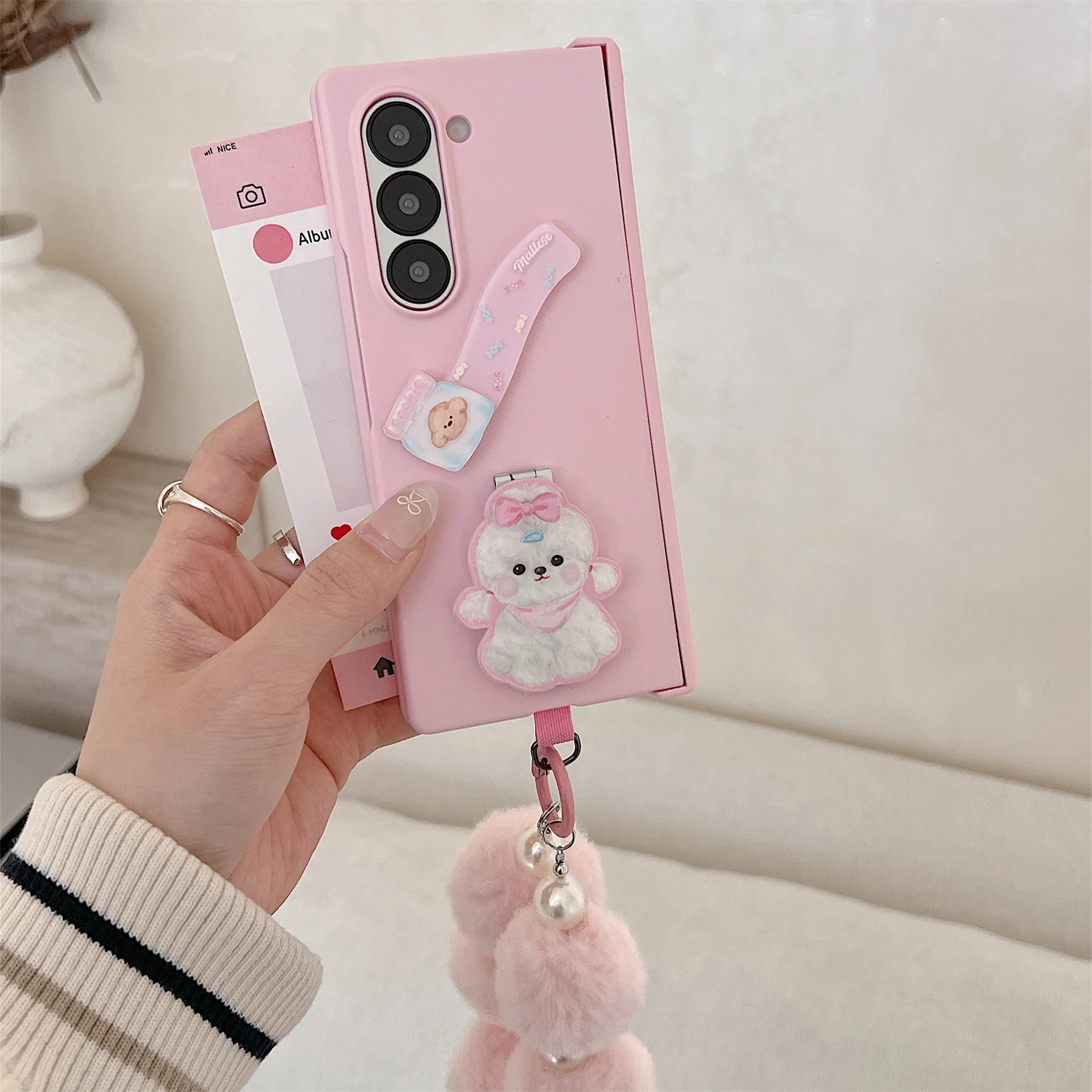 Chic Pink Case with Bow, Puppy Bracket, Hairball, and Pearl Bracelet