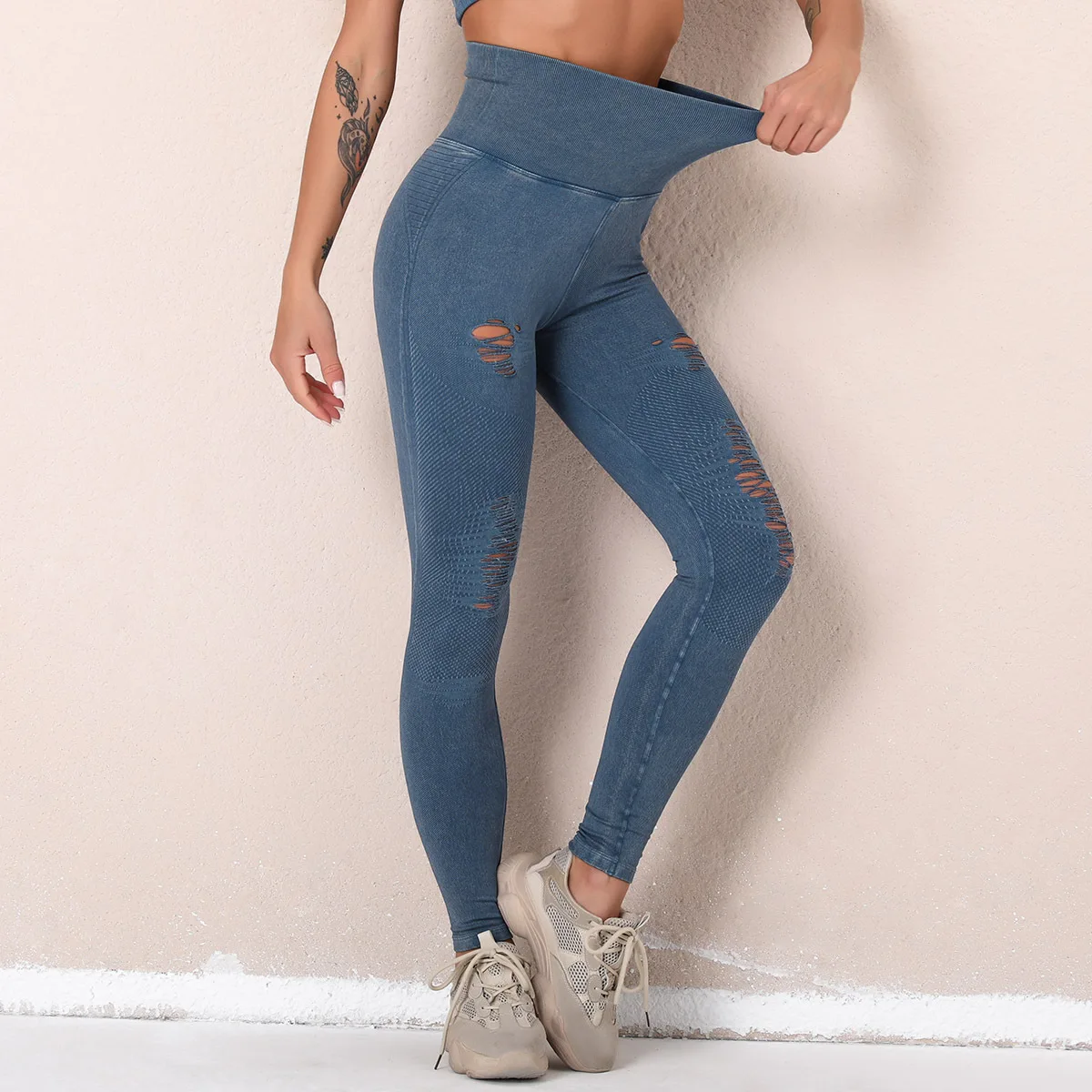 Elevate Your Yoga Experience with Trendy and Functional Yoga Clothes