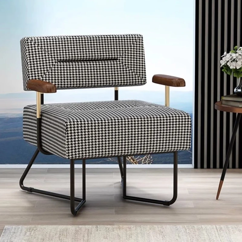 

Aesthetic Arm Reading Chairs Metal Nordic Unique Lounge Bar Hotel Chair Floor Makeup Bedroom Sillon Dormitorio Furniture WJ40XP