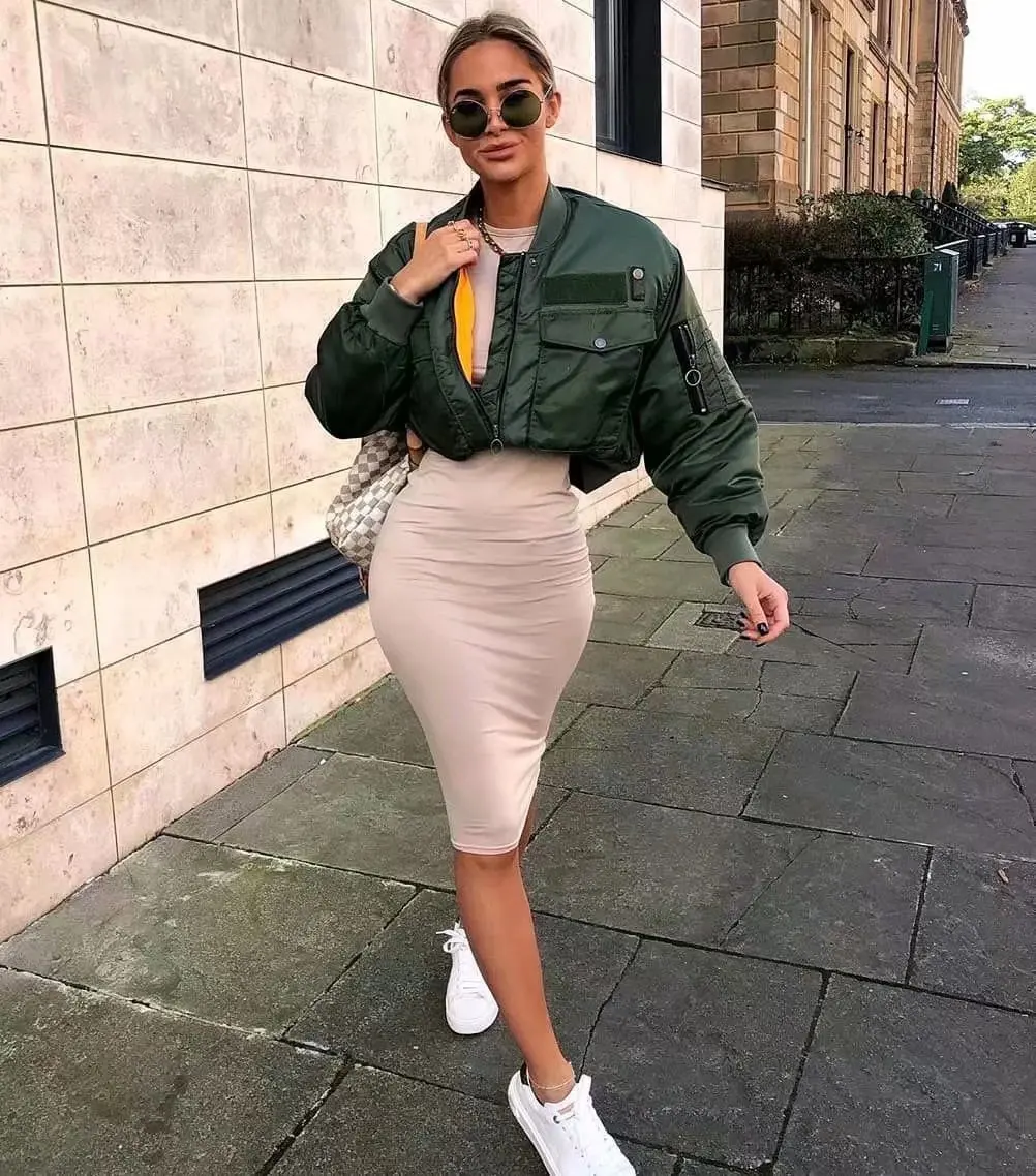 

Модные куртки-бомберы для женщин, зима 2023, шикарные короткие пальто с карманами, Женское пальто на молнии спереди с воротником-стойкой, женская верхняя одежда