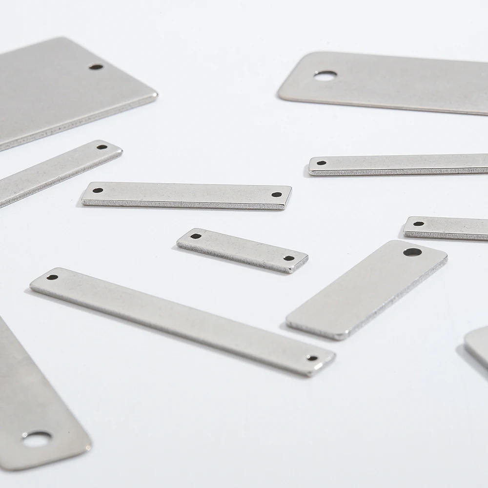 20Pcs Stainless Steel Stamping Bar Blanks w/Hole Pendant Name