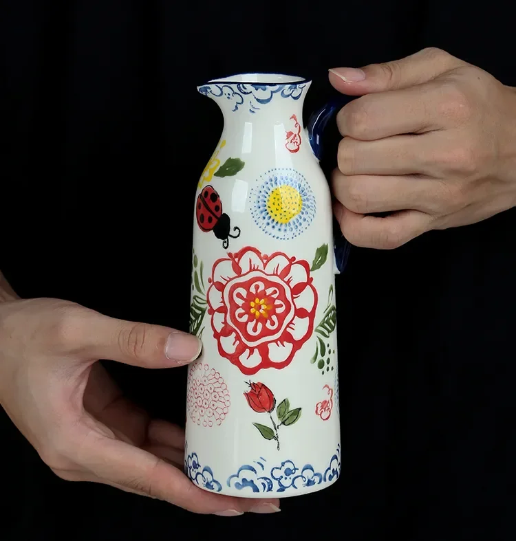 

Японская креативная керамическая бутылка для уксуса с ручной росписью, домашняя бутылка для соевого соуса для ресторана, кухонная кастрюля для приправ, кастрюля для масла ZC30