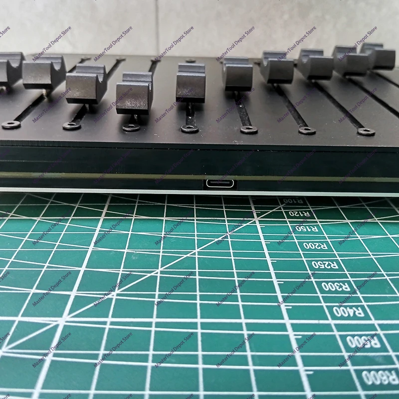 10웨이 페이더 USB 인터페이스 MIDI 컨트롤러 음악 호스트 소프트웨어용 맞춤형 CC 정보