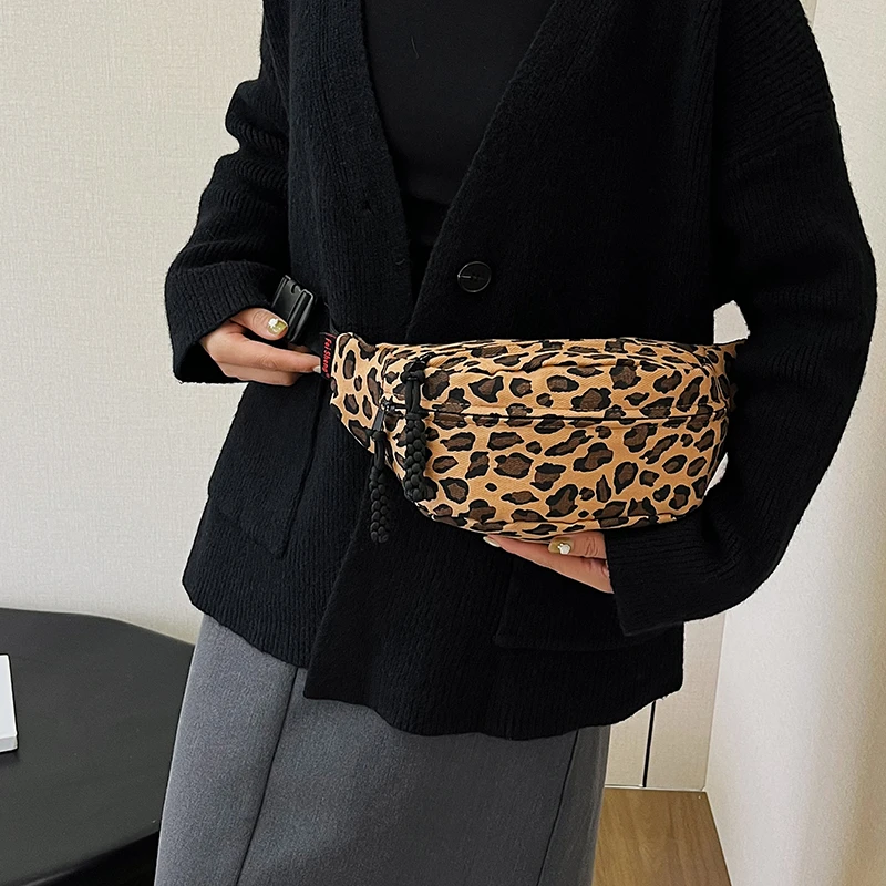 24H以内発送 完売品 希少モデル 20fw Leopard WaistBag 24H以内発送 完売品 希少モデル 20fw Leopard WaistBag - メルカリ