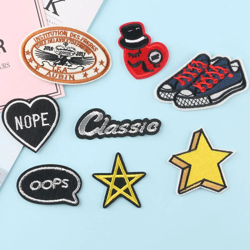 1pcs Mix fashion Patches for Clothing Iron on Embroidered Sew Applique Cute Patch Fabric Badge