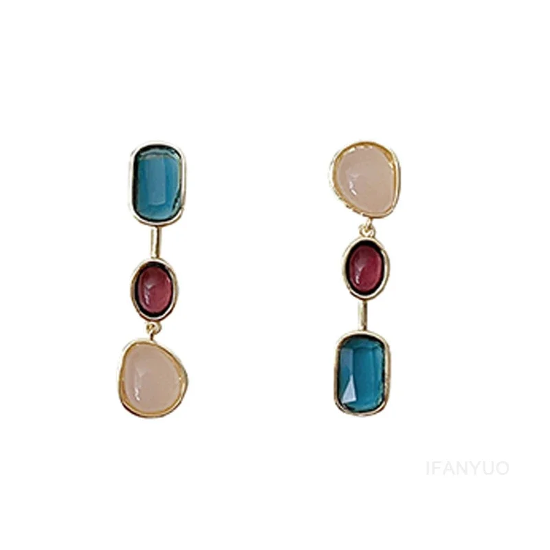 Asymmetric Gem Earrings Retro Temperament Women Decoration Antique Contrast Design Sense Party Jewelry Gifts