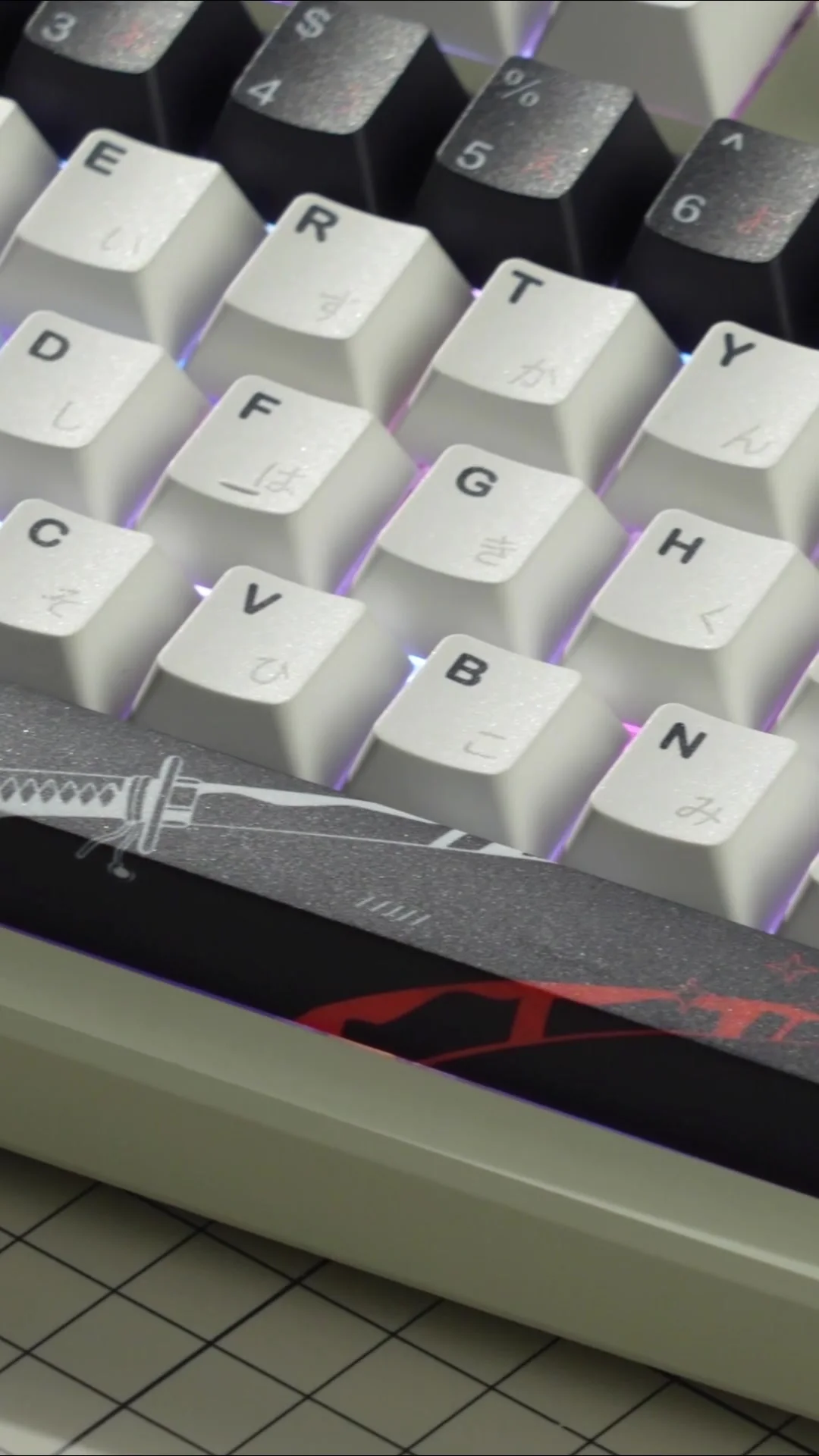 XVX Anime Keycaps Yuki Aim Keycaps PBT Dye-Sublimation Double Shot