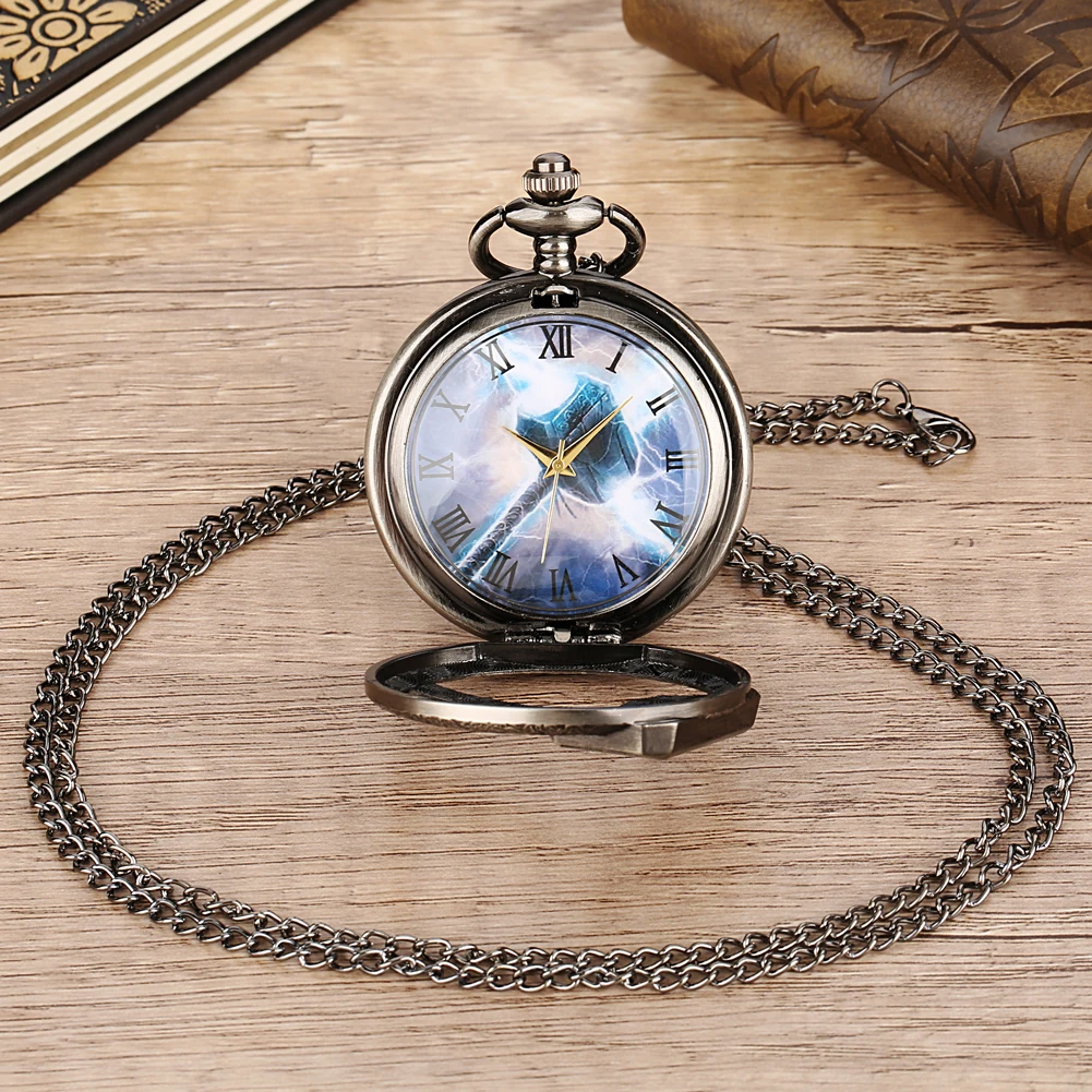 Часы наручные кварцевые в стиле стимпанк, модные карманные для мужчин и женщин, с циферблатом и римскими цифрами, в античном стиле, с отображением молотка, с цепочкой