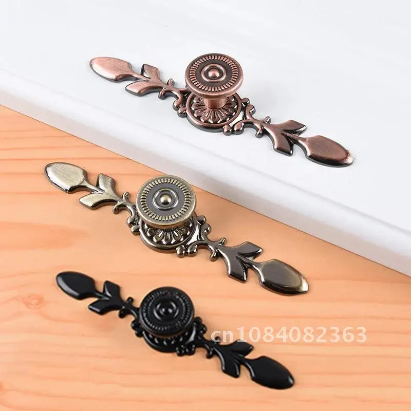 

Antique Cabinet Pulls Retro Bronze Door Handles Zinc Alloy Cupboard Furniture Hardware Wardrobe Drawer Knobs Cabinet Handle