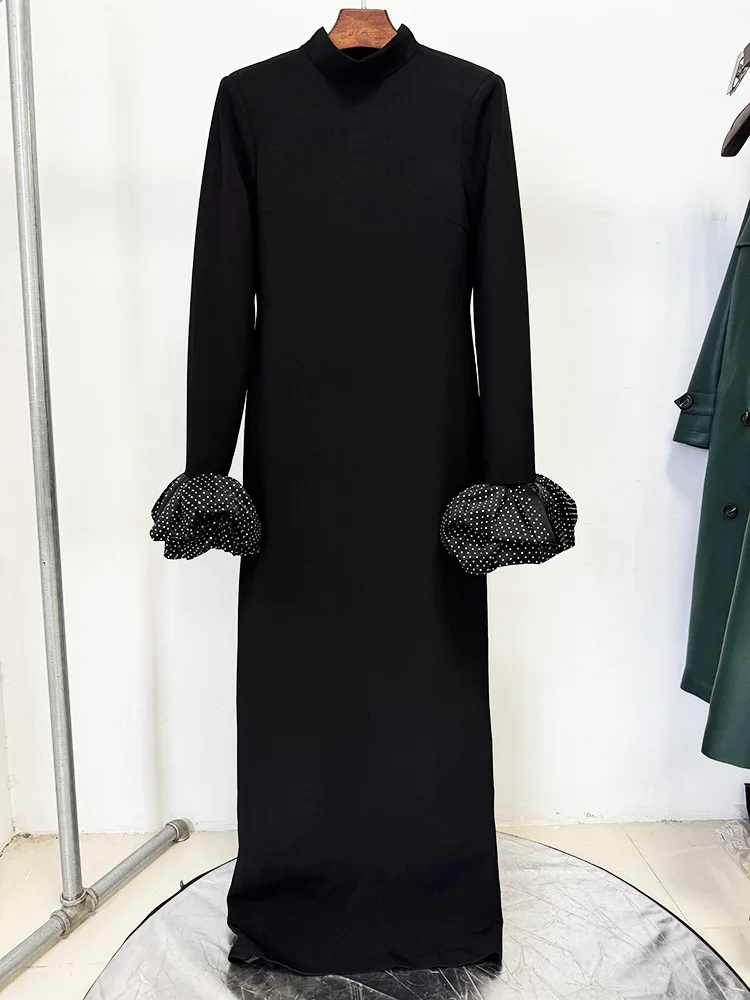 أحدث صيحات الموضة لعام 2025 من HIGH STREET فستان م...