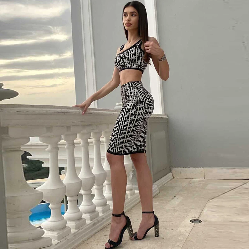 

Women's Jacquard Geometrical Camis Tops Knitted Skirt Set