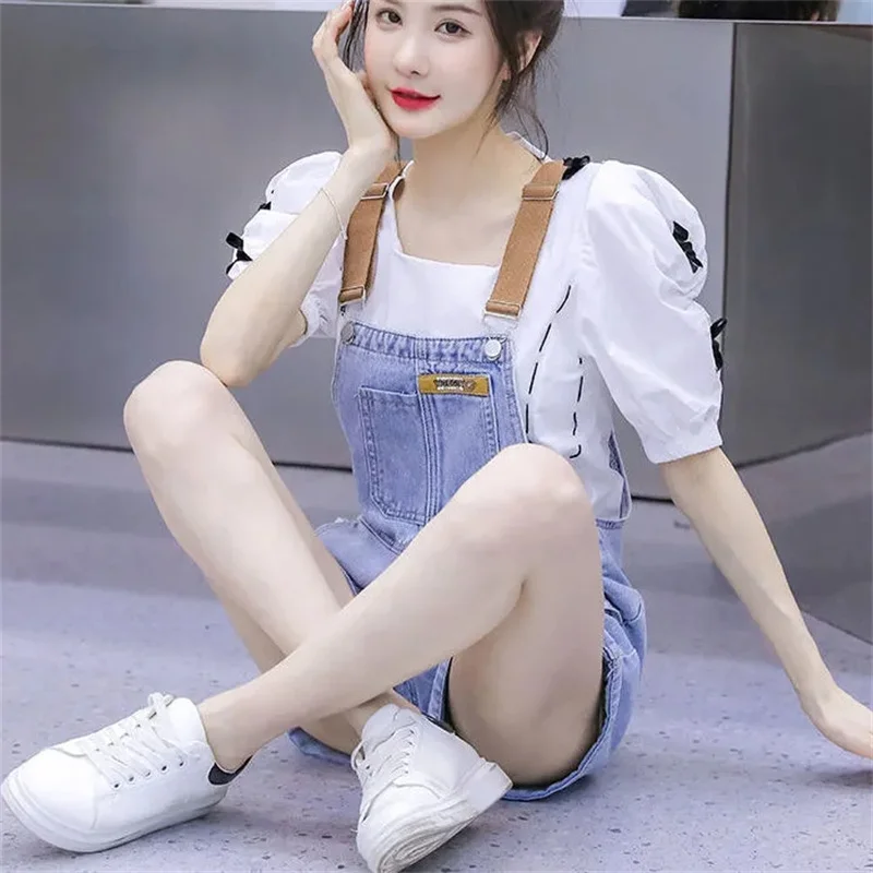 

Женские джинсовые шорты на бретелях, милые женские джинсовые шорты в студенческом стиле, лето 2023