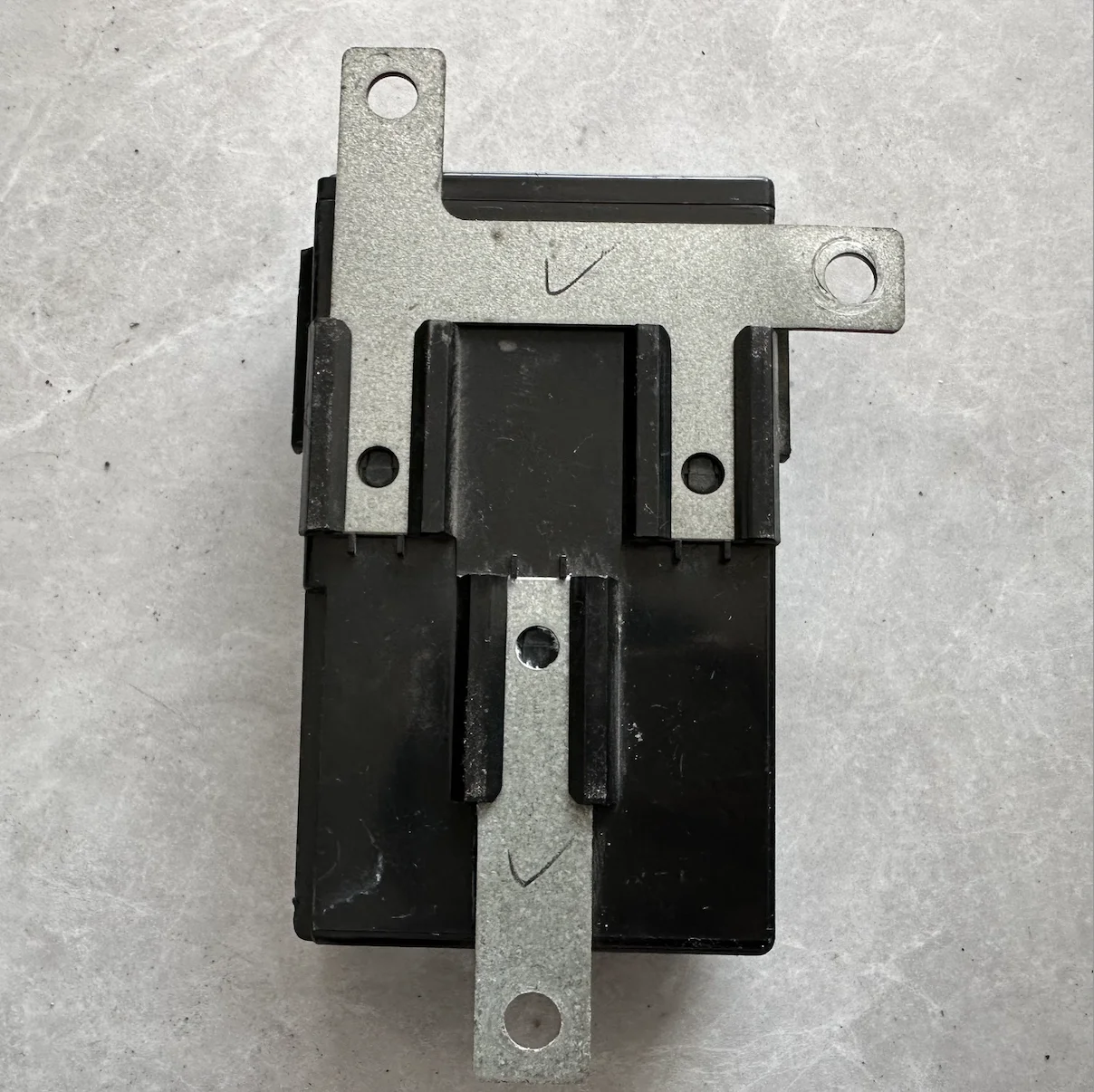 미쓰비시 후소 트럭 컨트 유닛, MK420929