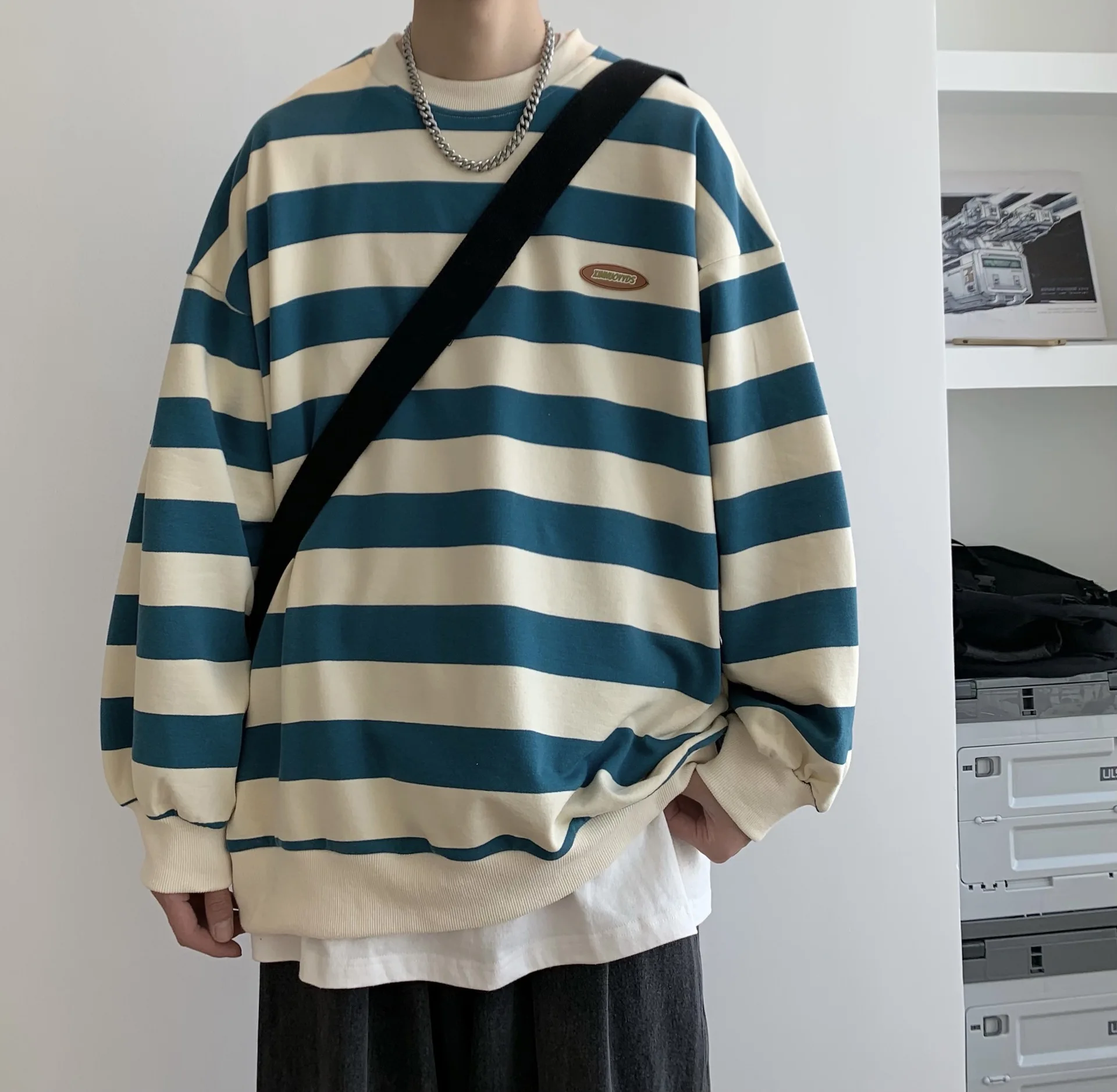 Sudadera unisex de gran tamaño, holgada, con cuello redondo, para hombre y mujer, moda coreana, rayas en contraste japonesas, ropa urbana preppy