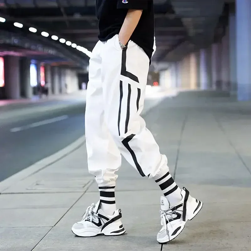 thumbnail image 1 of Pantalones Hombre Hip Hop Pantalones Cargo para Hombre Verano Blanco Harem Y2k Largo con Estilo Coreano Ropa Técnica Suelta Novedad en Moda Harajuku, 1 of 4
