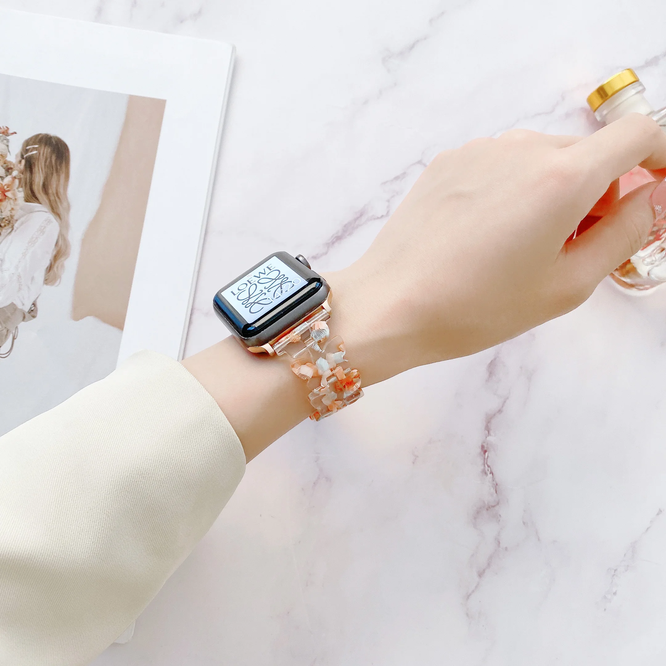 Resin Strap For Apple Watch Ultra 49mm 8 7 45mm 41mm 44mm 40mm Women Butterfly Style Wristband For iWatch 6 5 4 SE 3 42mm 38mm