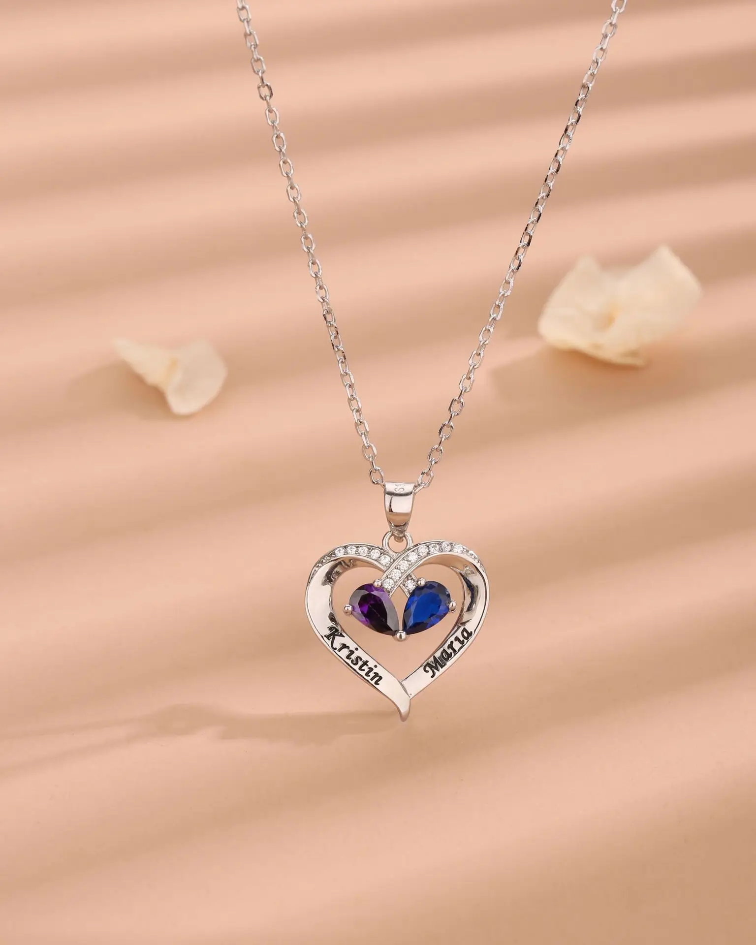 

Hot selling S925 sterling silver fashion and popular love pendant in Japan and South Korea, French regular necklace for women
