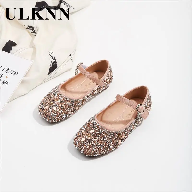 Girls Mary Jane Shoes With Flat Shiny Princess Shoes New 2023 Children Soft Performance Glass Slipper Girl Party Dress Shoes