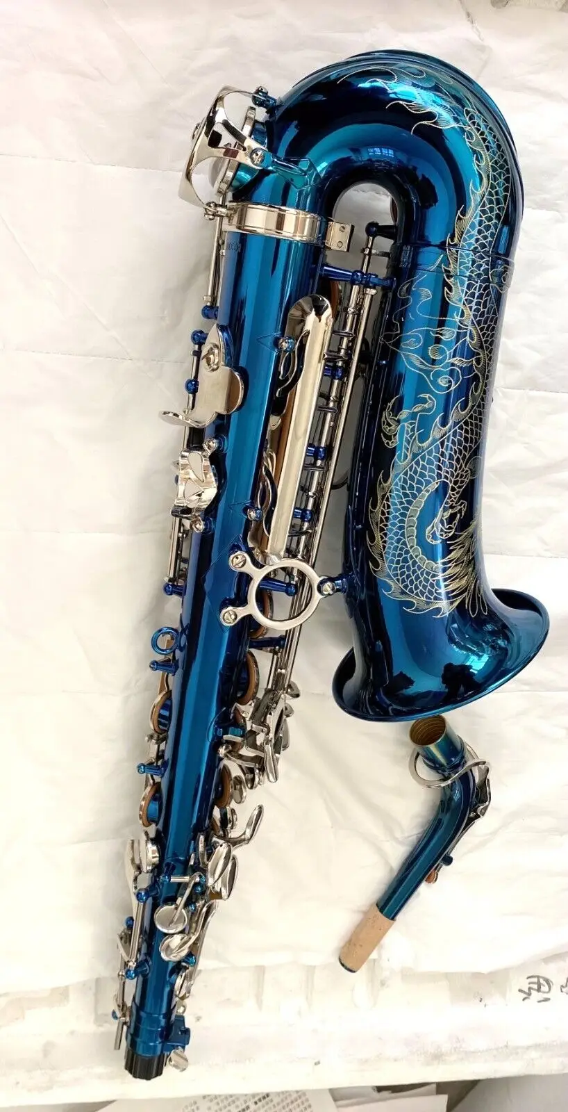 Easter Music intermediate blue glossy lacquered alto saxophone with nickel keys