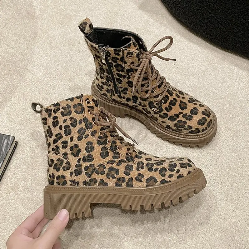 NEW Winter Boots Fur Ladies Snow Boots Real Sheepskin Wool Low-cut Warm Fur Shoes Man and Women Winter Short Fashion