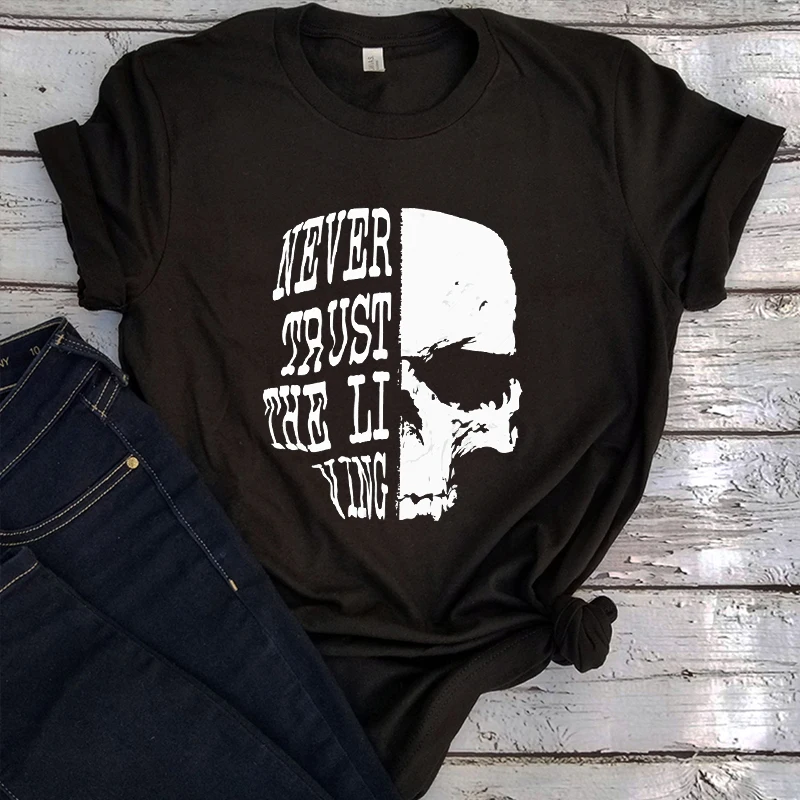 

Skull BeetleJuice Shirts Harajuku Horror Movie Women Clothes BeetleJuice Tshirts Vintage Tops Letter Graphic Women Clothing L