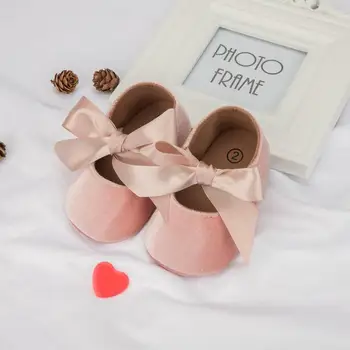 Scarpe da principessa per bambina con fiocco carino con frange Scarpe da bambino con suola in gomma morbida antiscivolo Scarpe da prima camminata per culla 0-18 mesi 1