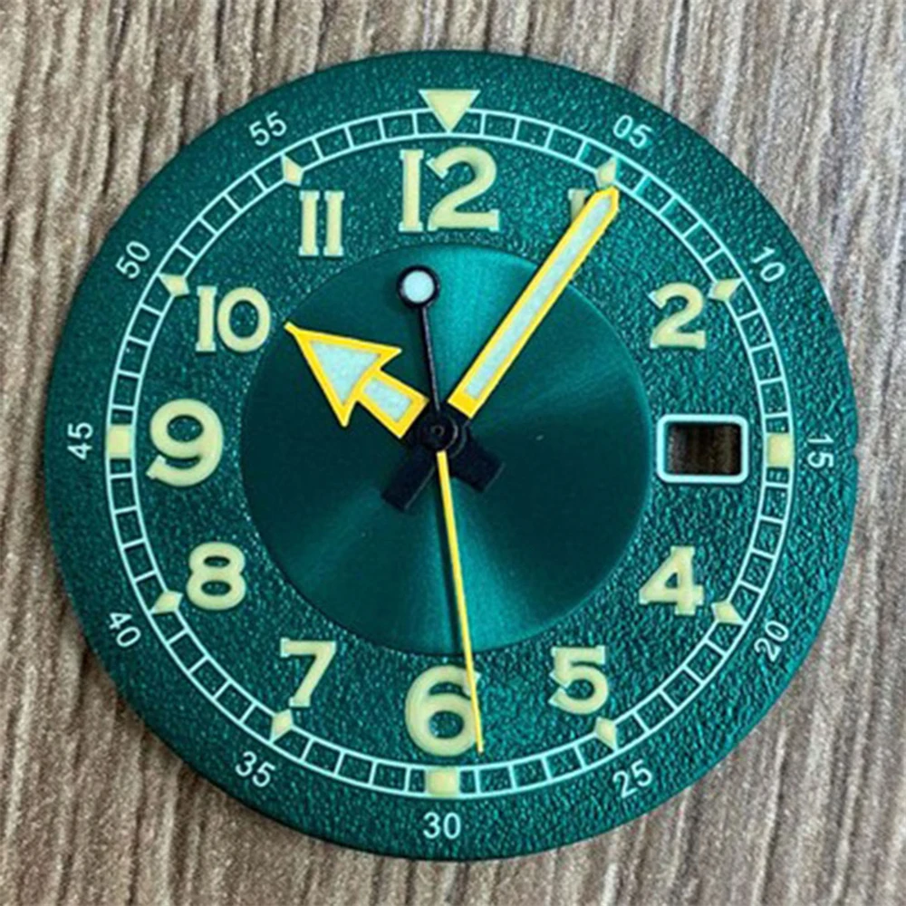 Green Luminous Watch Dial with Hands